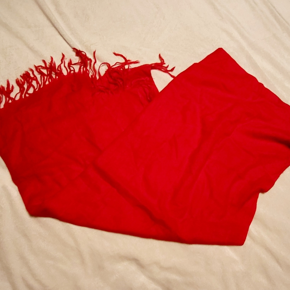 Long, Thin Red Scarf: Cotton-Satin Blend, Vibrant Elegance.